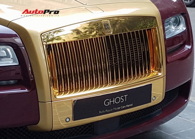  Ông chủ tập đoàn FLC tậu thêm Rolls-Royce Ghost dát vàng khủng nhất Việt Nam  - Ảnh 4.