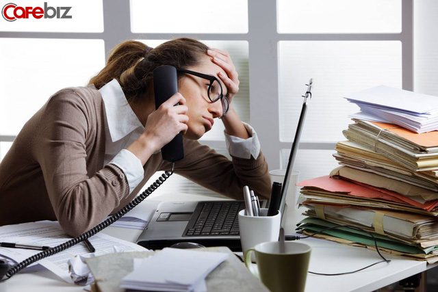 Nhàm chán, nhảy việc liên tục: Bạn có thấy mình bị câu nói hãy làm công việc mà bạn đam mê lừa dối? - Ảnh 1. Nhàm chán, nhảy việc liên tục: Bạn có thấy mình bị câu nói hãy làm công việc mà bạn đam mê lừa dối? - Ảnh 1.