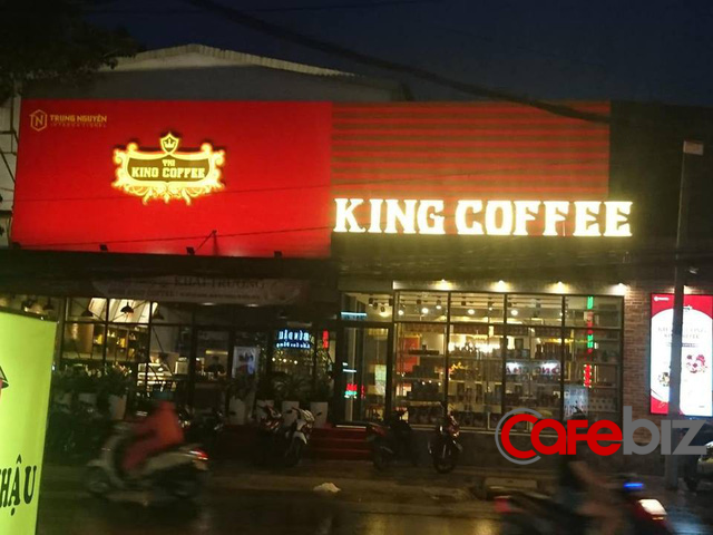 Bên trong quán cafe King Coffee của vợ vua cà phê Trung Nguyên có gì? - Ảnh 1. Bên trong quán cafe King Coffee của vợ vua cà phê Trung Nguyên có gì? - Ảnh 1.