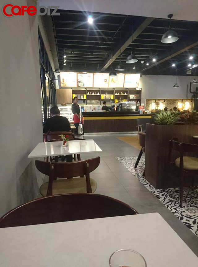 Bên trong quán cafe King Coffee của vợ vua cà phê Trung Nguyên có gì? - Ảnh 5. Bên trong quán cafe King Coffee của vợ vua cà phê Trung Nguyên có gì? - Ảnh 5.
