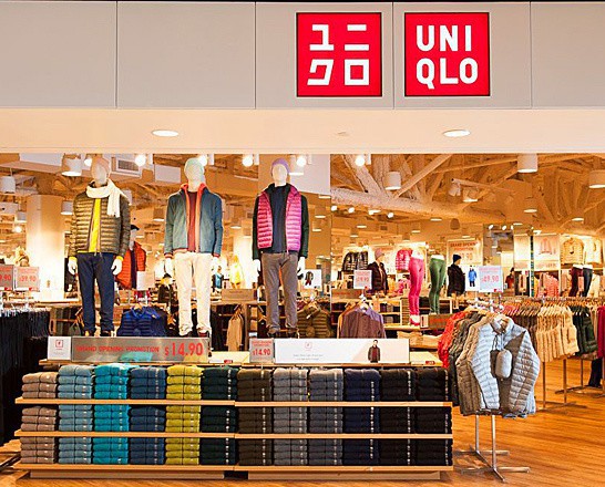 Uniqlo – Thế lực đang “nhăm nhe” Việt Nam: Dày mặt sao chép Gap, chịu “ném đá” để sản xuất rẻ tại Trung Quốc, thất bại ê chề khi “xuất ngoại” - Ảnh 3.