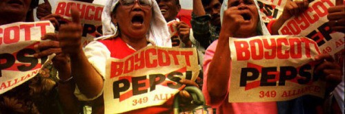 Cơn sốt 349 - Chiến dịch marketing thảm bại nhất lịch sử Pepsi: Thu hút nửa dân số Philippines, đâm thủng” 130 lần ngân sách, hứng chịu 1.000 đơn kiện và hàng ngàn người bạo động - Ảnh 4. Cơn sốt 349 - Chiến dịch marketing thảm bại nhất lịch sử Pepsi: Thu hút nửa dân số Philippines, đâm thủng” 130 lần ngân sách, hứng chịu 1.000 đơn kiện và hàng ngàn người bạo động - Ảnh 4.