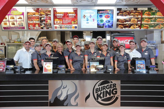 CEO Burger King: Loại luôn người khi phỏng vấn nói không cần chăm chỉ, thông minh là được! - Ảnh 3. CEO Burger King: Loại luôn người khi phỏng vấn nói không cần chăm chỉ, thông minh là được! - Ảnh 3.