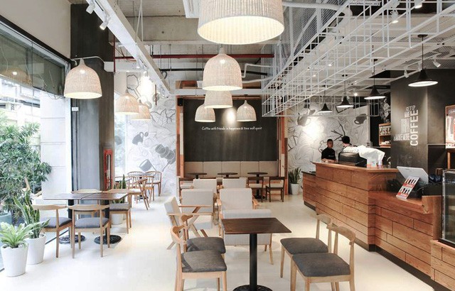 Chuyện mở quán của The Coffee House: Đo ni chiều cao từng chiếc bàn chiếc ghế, đập bỏ toàn bộ thiết kế 2 tỷ đồng để tìm ra mô hình quán mà khách hàng thấy thoải mái nhất - Ảnh 3. Chuyện mở quán của The Coffee House: Đo ni chiều cao từng chiếc bàn chiếc ghế, đập bỏ toàn bộ thiết kế 2 tỷ đồng để tìm ra mô hình quán mà khách hàng thấy thoải mái nhất - Ảnh 3.