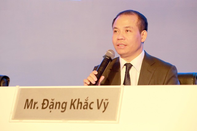 ĐHCĐ Ngân hàng VIB: Cổ đông hỏi chủ tịch VIB Đặng Khắc Vỹ bao giờ thành tỷ phú trên sàn chứng khoán - Ảnh 2. ĐHCĐ Ngân hàng VIB: Cổ đông hỏi chủ tịch VIB Đặng Khắc Vỹ bao giờ thành tỷ phú trên sàn chứng khoán - Ảnh 2.