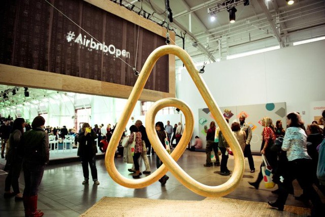 Đồng sáng lập startup tỷ đô Airbnb: Khởi nghiệp đừng mơ mộng đến những cái cao siêu, nhiệt huyết là điều quyết định sự thành công của bạn - Ảnh 1.