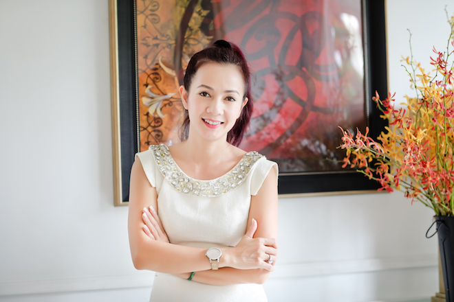 Nữ doanh nhân tài sắc Nguyễn Việt Hoà, Tổng giám đốc Asia Dragon
