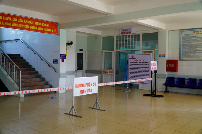 Hiện có 6 người của Công ty P.Đ liên quan phải cách ly tại trung tâm cách ly chống dịch Covid-19 tỉnh Quảng Trị thuộc Bệnh viện chuyên khoa Lao và bệnh Phổi tỉnh Quảng Trị.