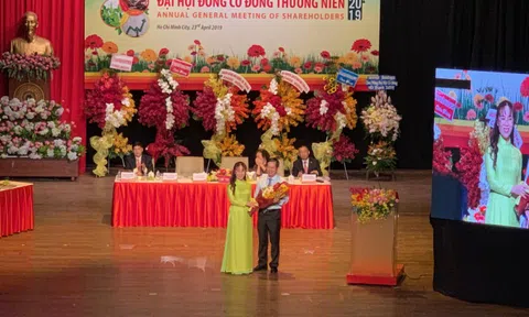 'Madame' Phương Thảo: HDBank có hàng triệu khách hàng nhờ Vietjet, Vinamilk, Petrolimex