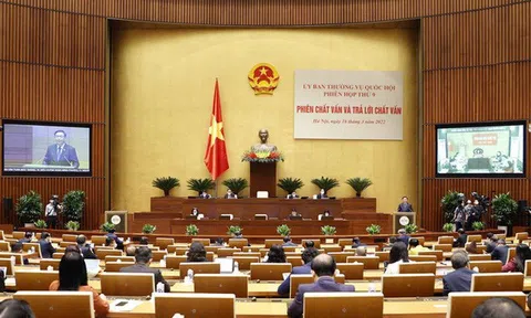 Ủy ban Thường vụ Quốc hội chất vấn chủ tịch tỉnh, thành: Làm được không?