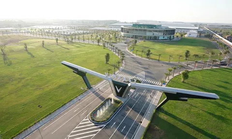 Vinfast công bố nộp hồ sơ niêm yết đăng ký phát hành lần đầu ra công chúng