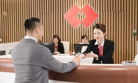 Dấu ấn “Khách hàng là trọng tâm” trên hành trình chuyển đổi của Techcombank