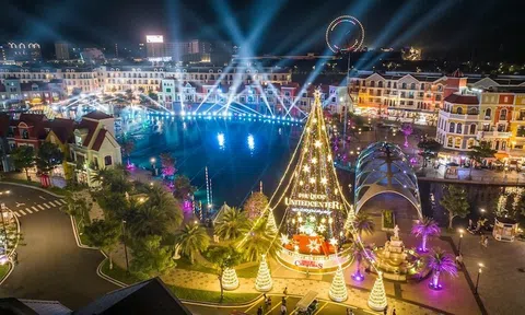 "8Wonder" đưa Maroon 5 đến Phú Quốc United Center