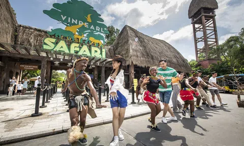 Siêu nhạc hội 8Wonder Winter Festival công bố 11 bản hit và dàn sao Việt biểu diễn cùng Maroon 5