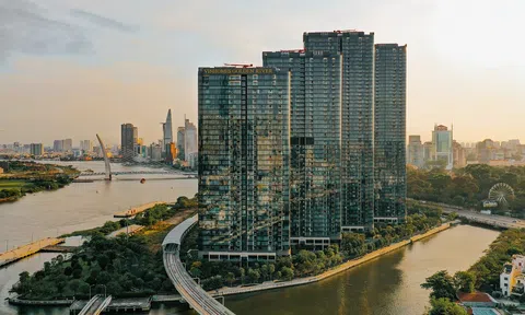 Giá vàng tăng chóng mặt, lãi suất chạm sàn, nhà đầu tư nóng lòng tìm bất động sản “trú ẩn”