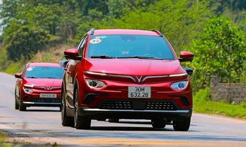 VinFast, Xanh SM liên tục 'vẽ đường', có nên mua xe điện chạy dịch vụ lúc này?