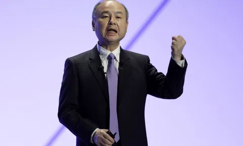 Mất nhiều nhân sự chủ chốt, Softbank vẫn chốt giao dịch với tốc độ chóng mặt trong năm nay