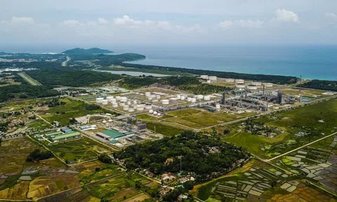 Đề xuất 'cơ chế đặc biệt' cho Khu kinh tế Dung Quất