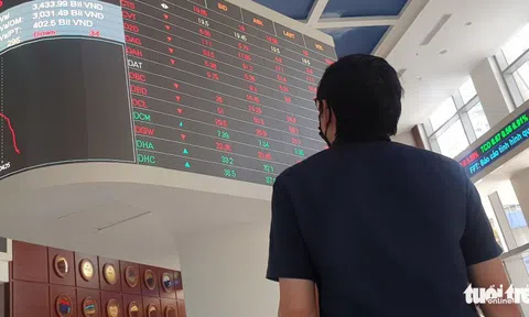 Làn sóng bán giải chấp cổ phiếu của các 'đại gia' bất động sản chưa dừng lại