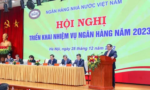Thủ tướng: NHNN chỉ đạo các ngân hàng giảm thêm lãi suất cho vay