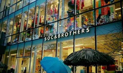 Hé lộ bà chủ SNB Holdings vừa bị bắt trong đại án Việt Á