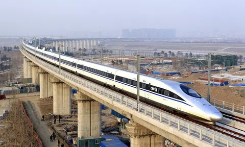 KHỦNG: Chấp thuận phương án đường sắt tốc độ cao Bắc – Nam 71,69 tỷ USD chạy 350km/h