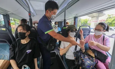 89% khách đi buýt điện là người đi làm