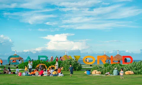 Lễ hội chào hè lớn nhất Cam Ranh, chính thức mở cửa công viên biển tại CaraWorld