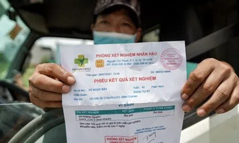 Lao động, doanh nghiệp đuối sức vì giấy xét nghiệm