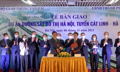 Chính thức vận hành thương mại đường sắt Cát Linh - Hà Đông