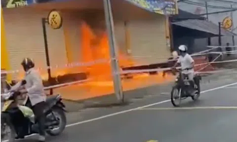 Người đàn ông mua xăng đốt cửa hàng Điện Máy Xanh