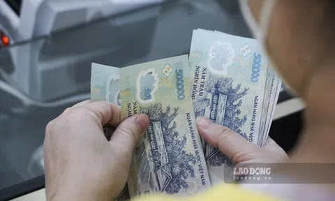 Giám đốc SHB Ba Đình bị tố nhận 2 tỉ phí lót tay để đảo nhóm nợ xấu