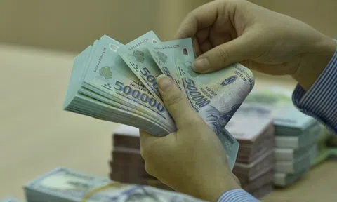 'Khúc cua định mệnh' của BĐS: Tín dụng hết room, trái phiếu bế tắc, vay ngoài lãi suất 20-30%
