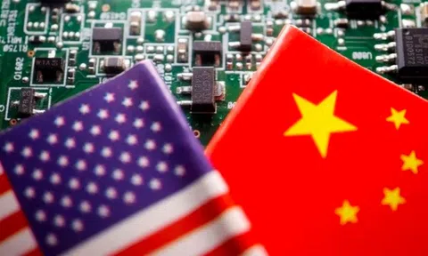 'Mỹ không để Trung Quốc hưởng lợi từ đạo luật chip dù chỉ 1 xu’
