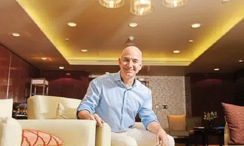 Jeff Bezos, Jack Ma chỉ 'nuôi' được Chính phủ Mỹ, Trung Quốc trong 4 ngày?
