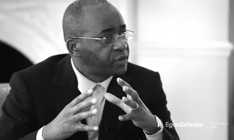Con đường trở thành tỷ phú đôla ở đất nước lạm phát 231 triệu % của Strive Masiyiwa