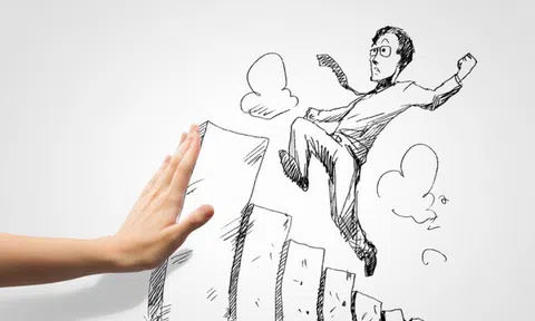 Những hành vi và thói quen “xua đuổi” sự giàu có và thành công của bạn