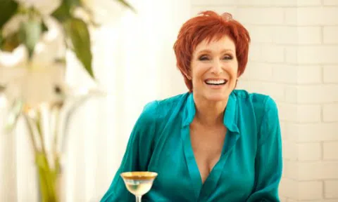 Bài học đắt giá của con gái tỷ phú Mỹ sau khi thành người nghèo