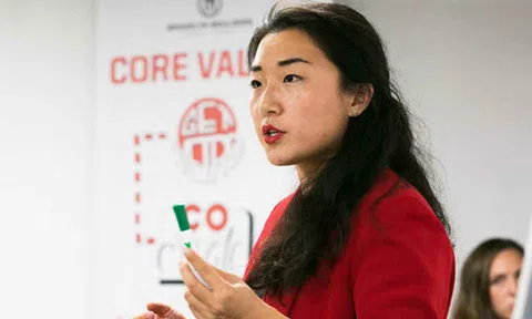 Đứng lên từ khó khăn khi khởi nghiệp bất đắc dĩ ở tuổi 22