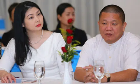 Vì sao công ty vợ đại gia Lê Phước Vũ bán vội cổ phiếu của Tập đoàn Hoa Sen?