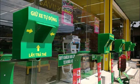 Rô bốt giữ xe tự động của Bách hoá Xanh tại TP.HCM có gì đặc biệt?