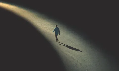 Nếu bạn không tài giỏi, có quen biết ai cũng chẳng ích gì: Đừng lao đầu đi 'networking' trong vô vọng khi năng lực bản thân chưa có gì