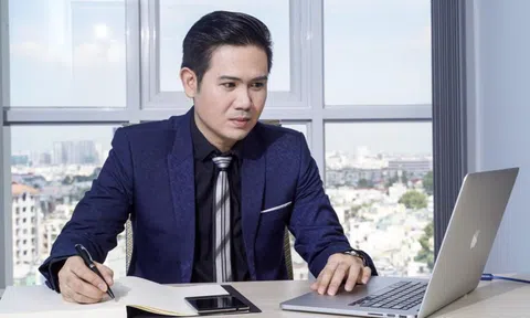CEO Asanzo: Từ người bưng phở, tải hàng đến ông chủ hãng TV triệu đô