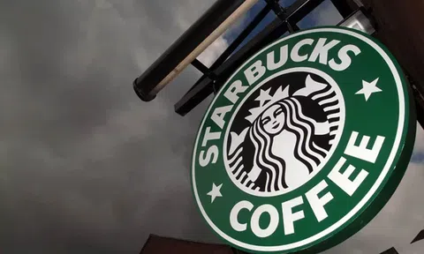 [Case Study] Đánh mất linh hồn sang chảnh và bị đại trà hóa, Starbucks “tự kiểm điểm” bằng cách đóng 600 shop và sa thải đồng loạt 12.000 nhân viên