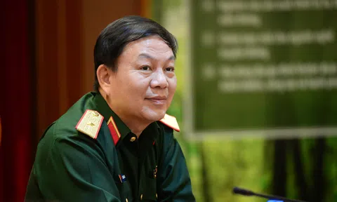 Tân Chủ tịch Viettel Global từng làm nhân viên giao hàng cho KFC và mơ ước trở thành viện sĩ