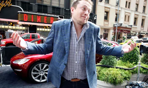 Giận quá mất khôn, Elon Musk phải đăng đàn xin lỗi thợ lặn giải cứu đội bóng Thái Lan