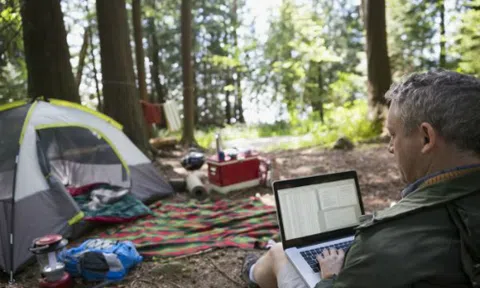 Những công ty cho nhân viên làm tại nhà, du lịch không giới hạn