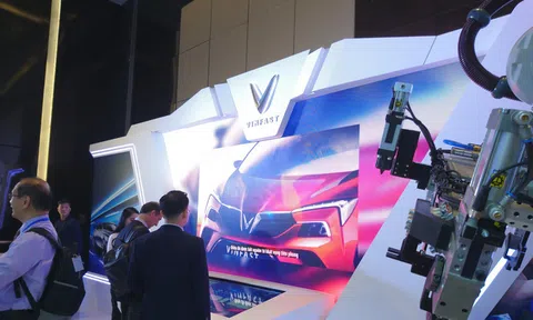 Tập đoàn công nghiệp hàng đầu Thụy Sĩ sẽ cung cấp robot sản xuất tự động cho nhà máy Vinfast