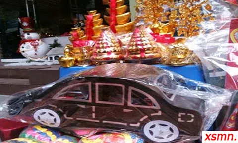 Đại gia Yên Bái bán vàng mã lãi hơn 5 tỷ đồng mỗi tháng