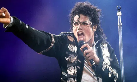 Michael Jackson kiếm 2,1 tỷ USD sau khi qua đời